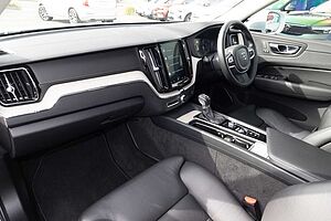 Volvo  UZ D4