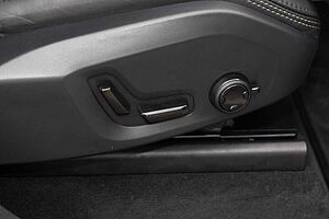 Volvo  L Series T6 Inscription
