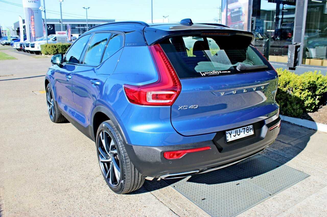 Volvo  XC40 T5 R-Design AWD