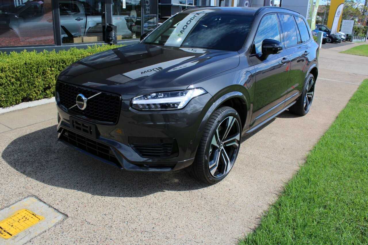 Volvo  XC90 Recharge Ultimate, T8 AWD Plug-in hybrid, Electric/Petrol, Dark, 7 Seats