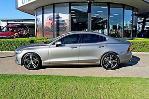 Volvo  S60 T5 Inscription AWD