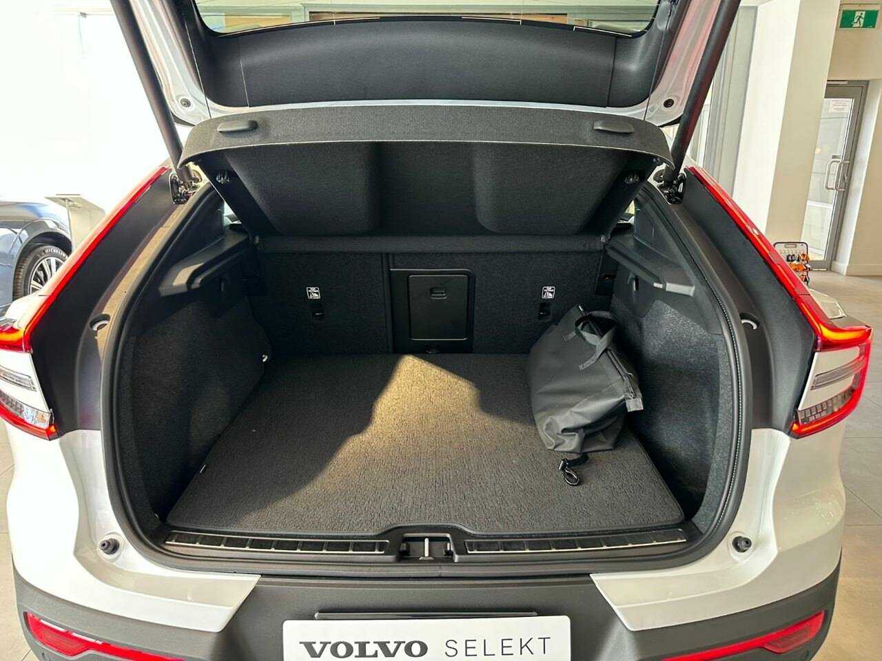 Volvo  XK MY23 Recharge