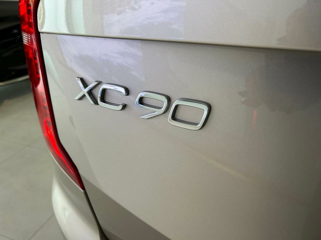 Volvo  XC90 Recharge Ultimate, T8 Plug-In Hybrid, Electric/Petrol, Dark, 7 Seats