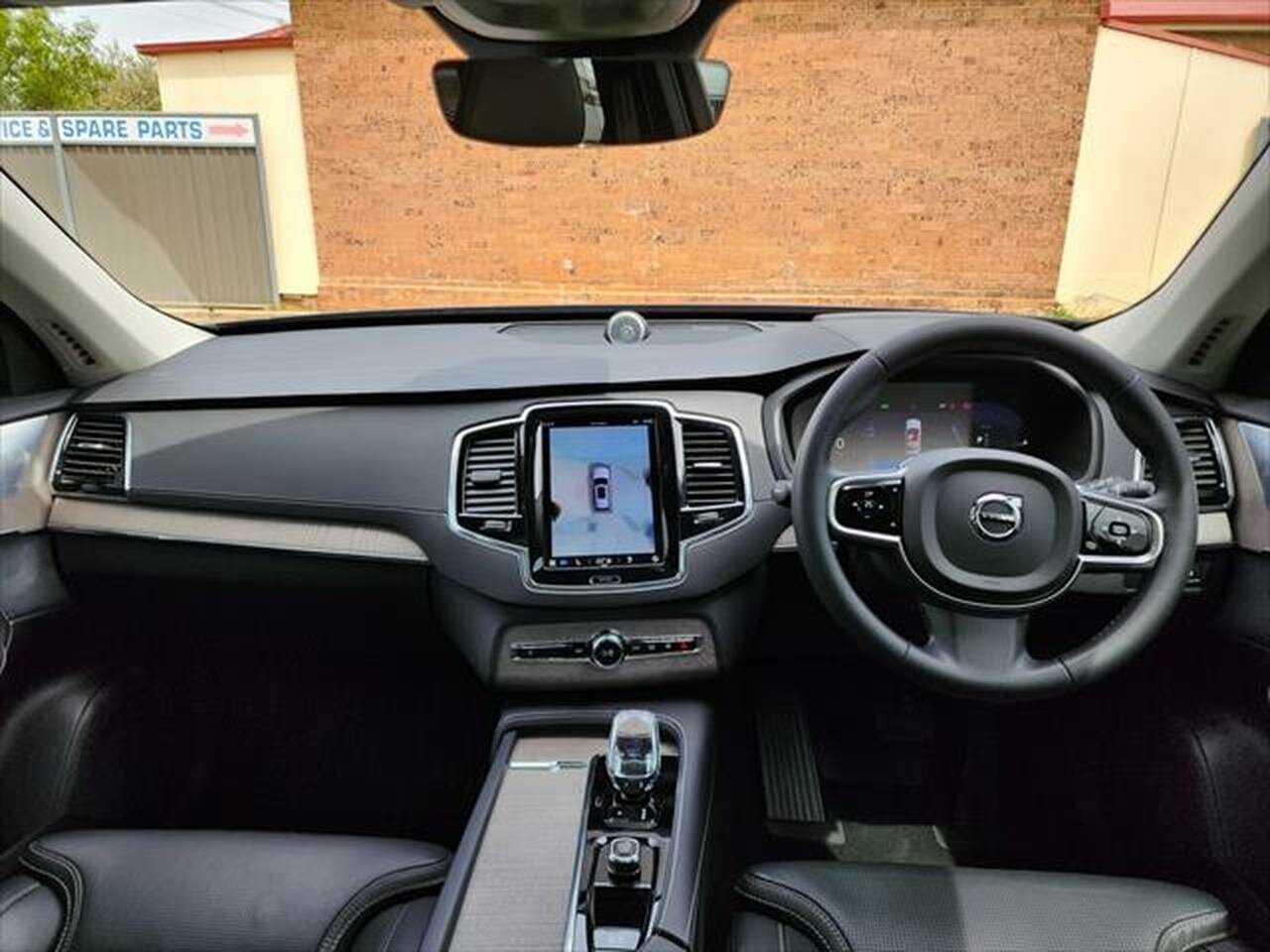 Volvo  XC90 Recharge Ultimate, T8 AWD plug-in hybrid, Electric/Petrol, Dark, 7 Seats