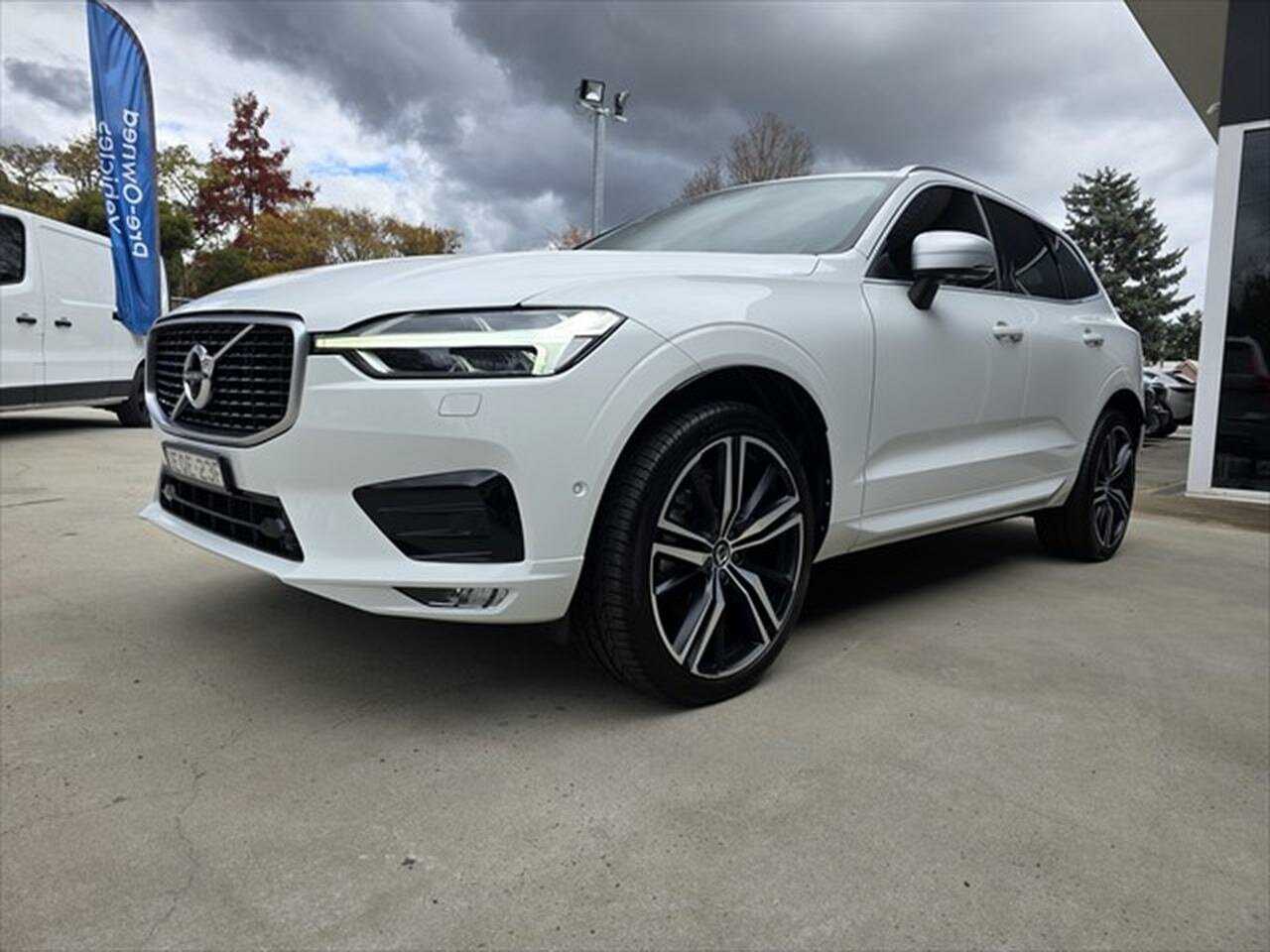 Volvo  XC60 D5 R-Design