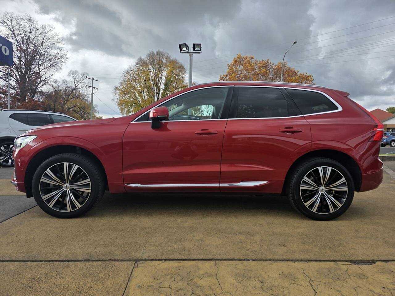 Volvo  XC60 Inscription, B5 mild hybrid