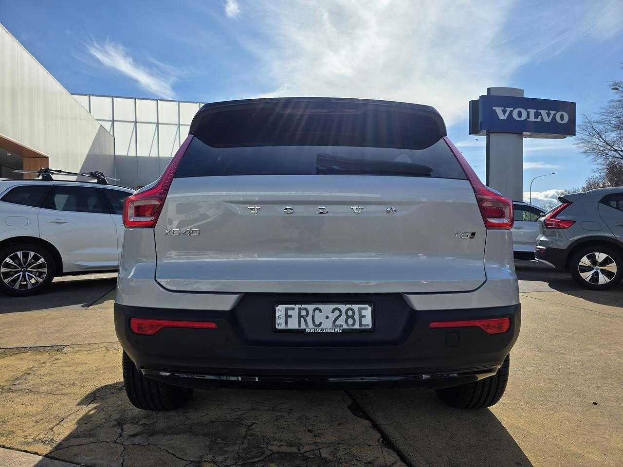 Volvo  XC40 R-Design, T5 Petrol AWD (185 kW)
