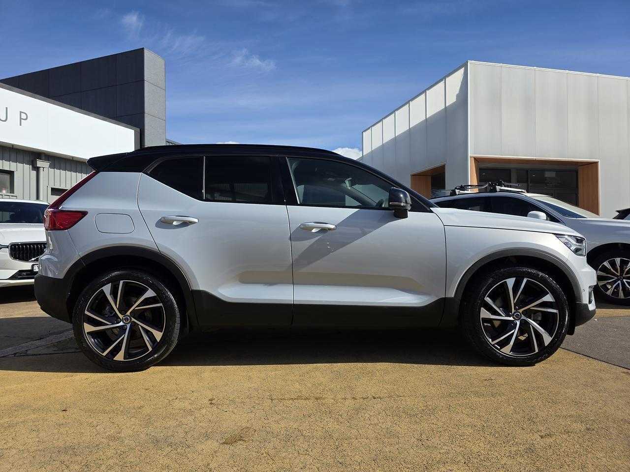 Volvo  XC40 R-Design, T5 Petrol AWD (185 kW)