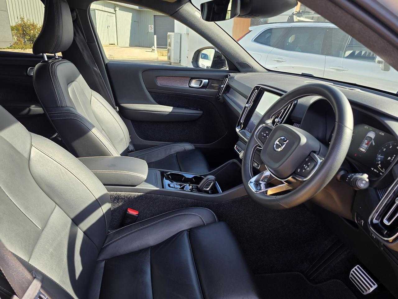 Volvo  XC40 R-Design, T5 Petrol AWD (185 kW)