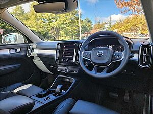 Volvo  XC40 Momentum, T4 automatic