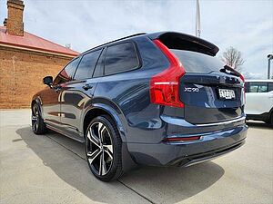 Volvo  XC90 Recharge Ultimate, T8 AWD plug-in hybrid, Electric/Petrol, Dark, 7 Seats