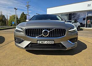 Volvo  S60 Inscription, B5 AWD mild hybrid