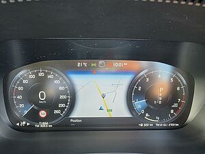 Volvo  XC60 T5 Momentum