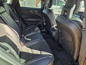 Volvo  XC60 T6 R-Design