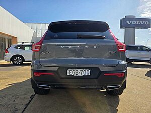 Volvo  XC40 T5 R-Design AWD