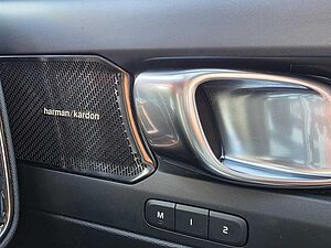 Volvo  XC40 R-Design, T5 Petrol AWD (185 kW)