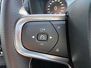 Volvo  XC40 R-Design, T5 Petrol AWD (185 kW)