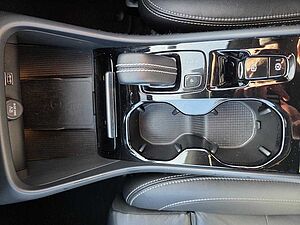 Volvo  XC40 R-Design, T5 Petrol AWD (185 kW)