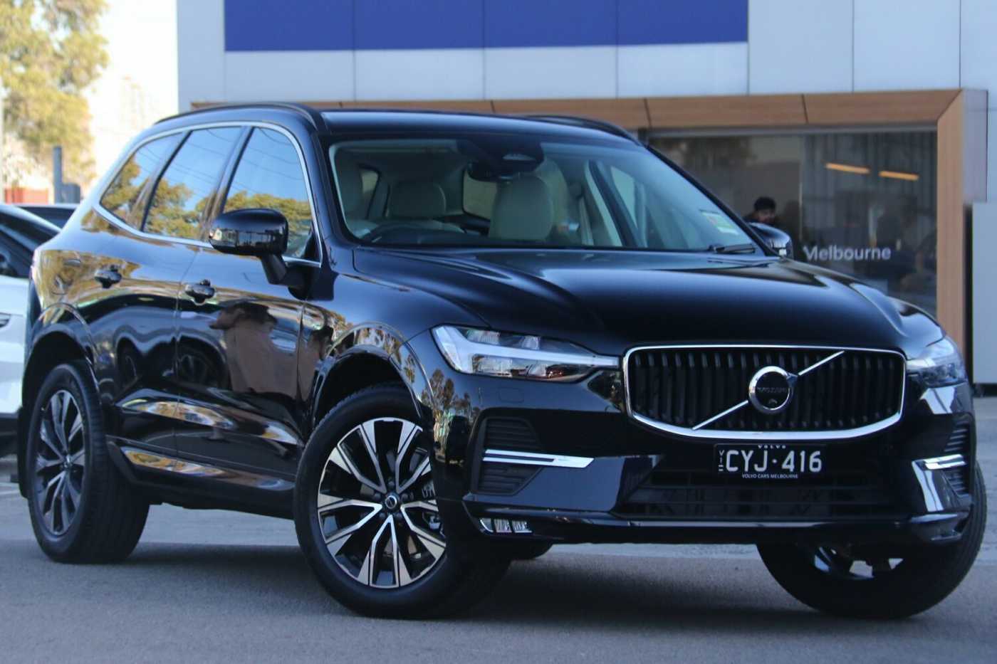 Volvo  XC60 Plus, B5 Mild Hybrid, Petrol