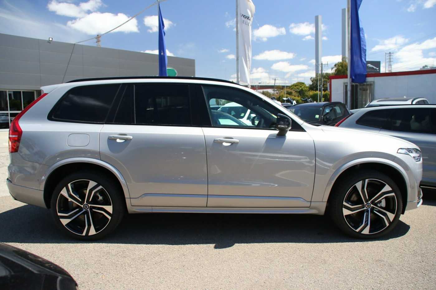 Volvo  XC90 Recharge Ultimate, T8 AWD Plug-in hybrid, Electric/Petrol, Dark, 7 Seats