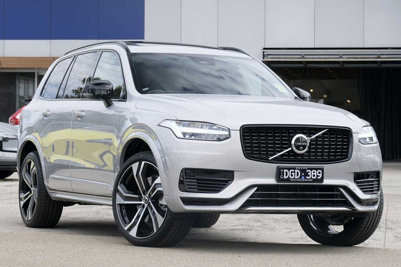 Volvo  XC90 Recharge Ultimate, T8 AWD Plug-in hybrid, Electric/Petrol, Dark, 7 Seats