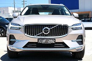 Volvo  XC60 Ultimate, B5 Mild Hybrid, Petrol, Bright