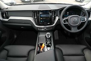 Volvo  XC60 Ultimate, B5 Mild Hybrid, Petrol, Bright