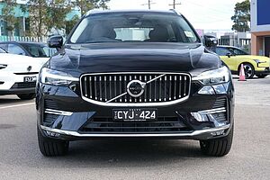 Volvo  XC60 Ultimate, B5 Mild Hybrid, Petrol, Bright