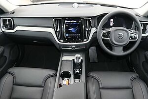 Volvo  V60 Cross Country Ultimate , B5 Mild Hybrid, Petrol