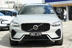 Volvo  XC60 Recharge Ultimate, T8 AWD Plug-in hybrid, Electric/Petrol, Dark