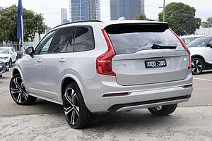 Volvo  XC90 Recharge Ultimate, T8 AWD Plug-in hybrid, Electric/Petrol, Dark, 7 Seats