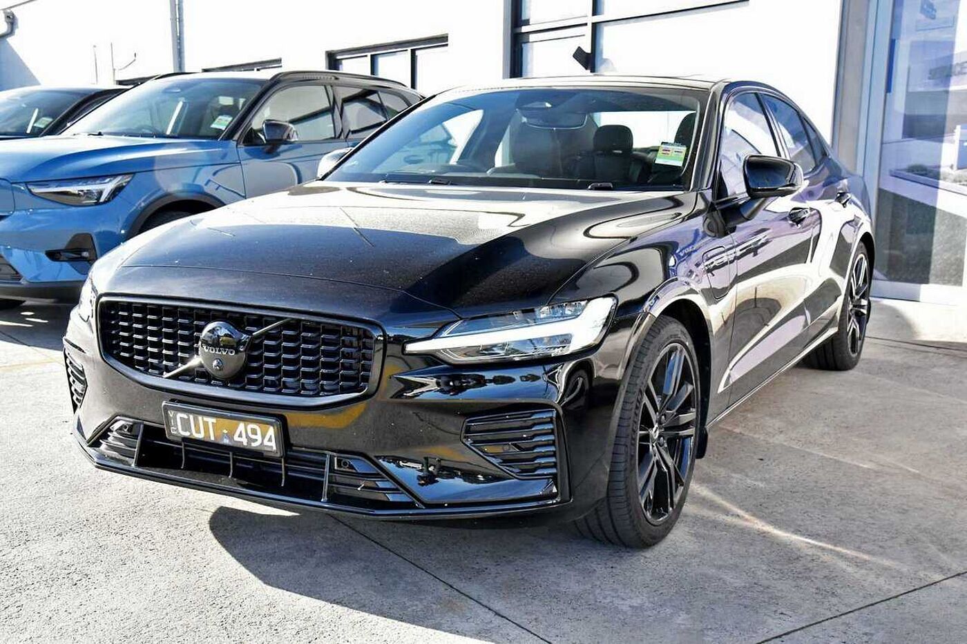 Volvo  S60 Recharge Black Edition Plus, T8 eAWD Plug-in hybrid, Electric/Petrol