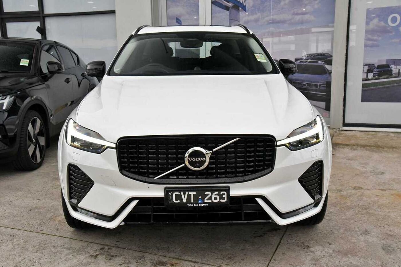 Volvo  XC60 Ultimate, B6 Mild Hybrid, Petrol, Dark