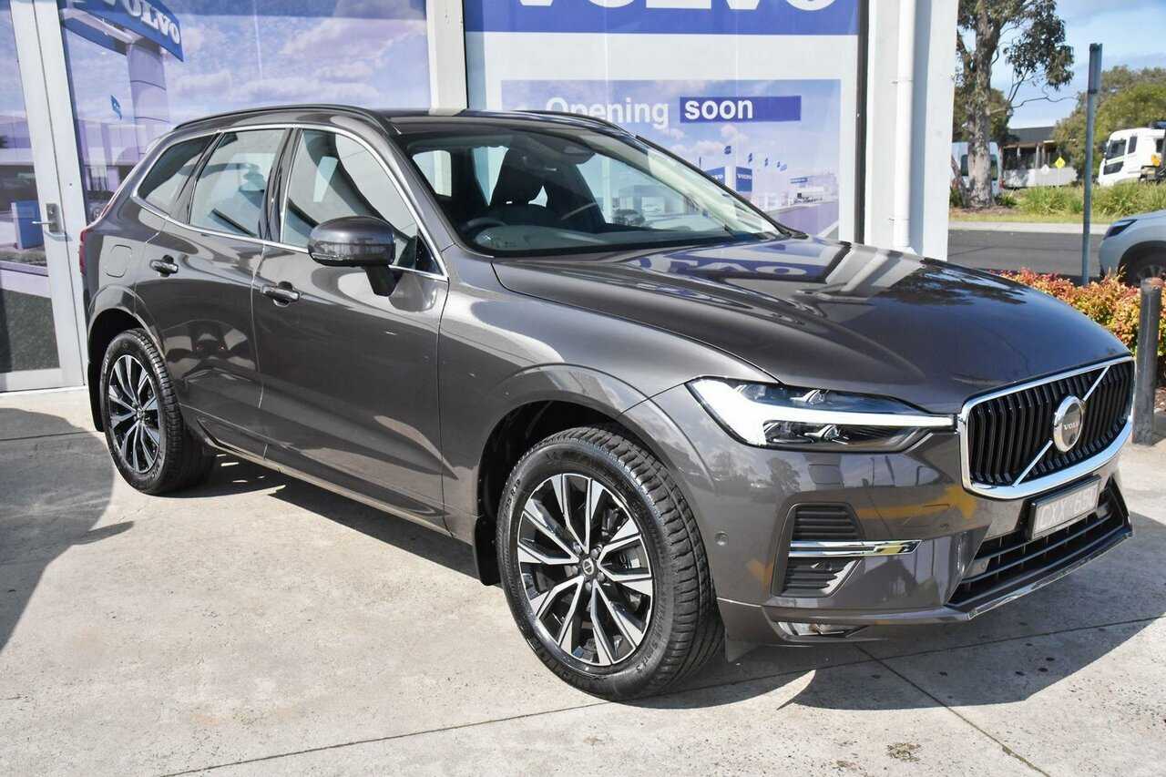 Volvo  XC60 Plus, B5 Mild Hybrid, Petrol