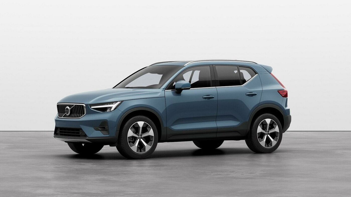 Volvo  XC40 Ultimate, B4 AWD Mild hybrid, Petrol, Bright