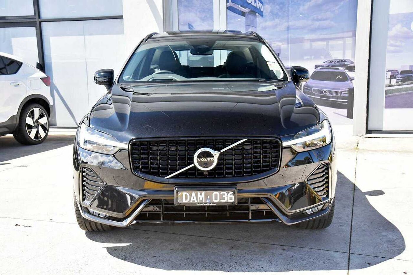 Volvo  XC60 Ultimate, B6 Mild Hybrid, Petrol, Dark