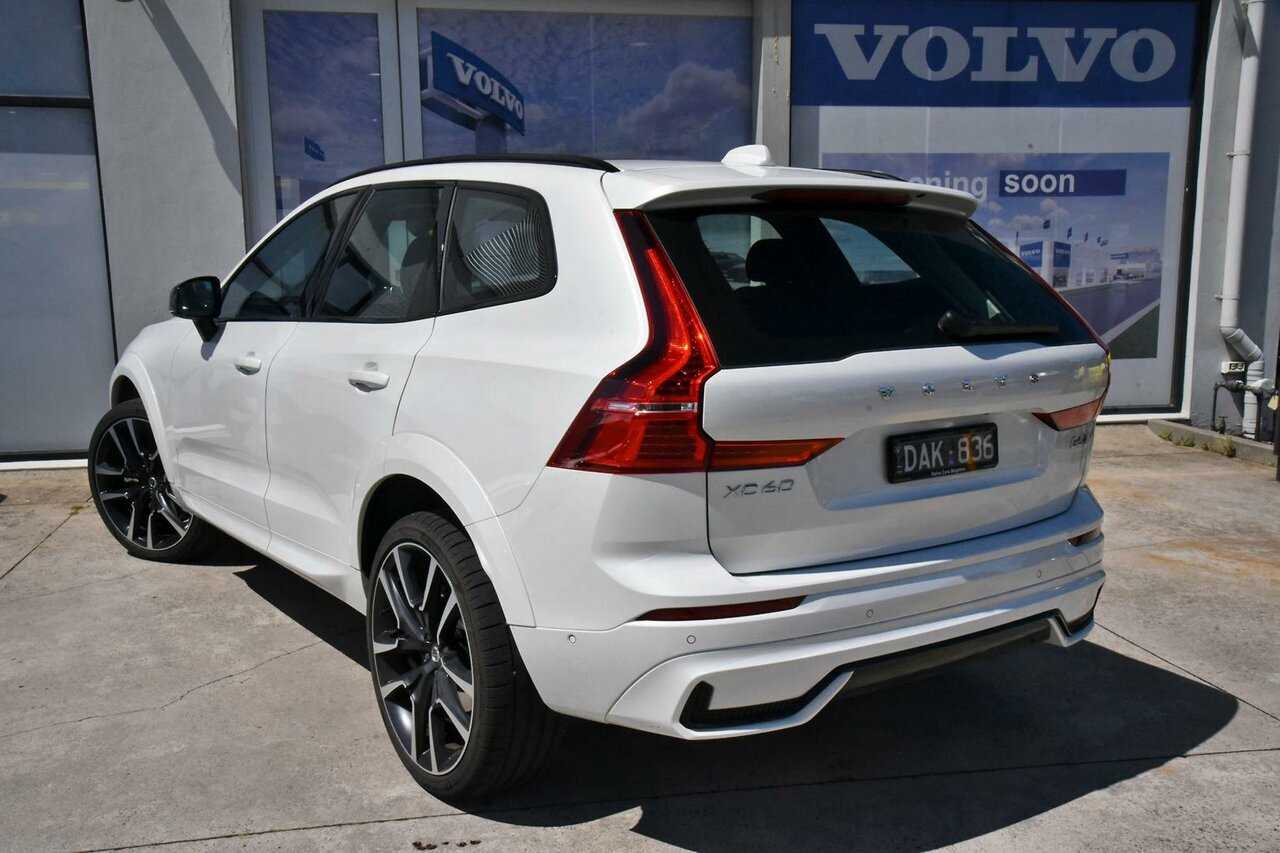 Volvo  XC60 Ultimate, B6 Mild Hybrid, Petrol, Dark