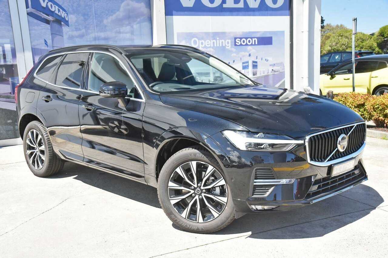 Volvo  XC60 Plus, B5 Mild Hybrid, Petrol