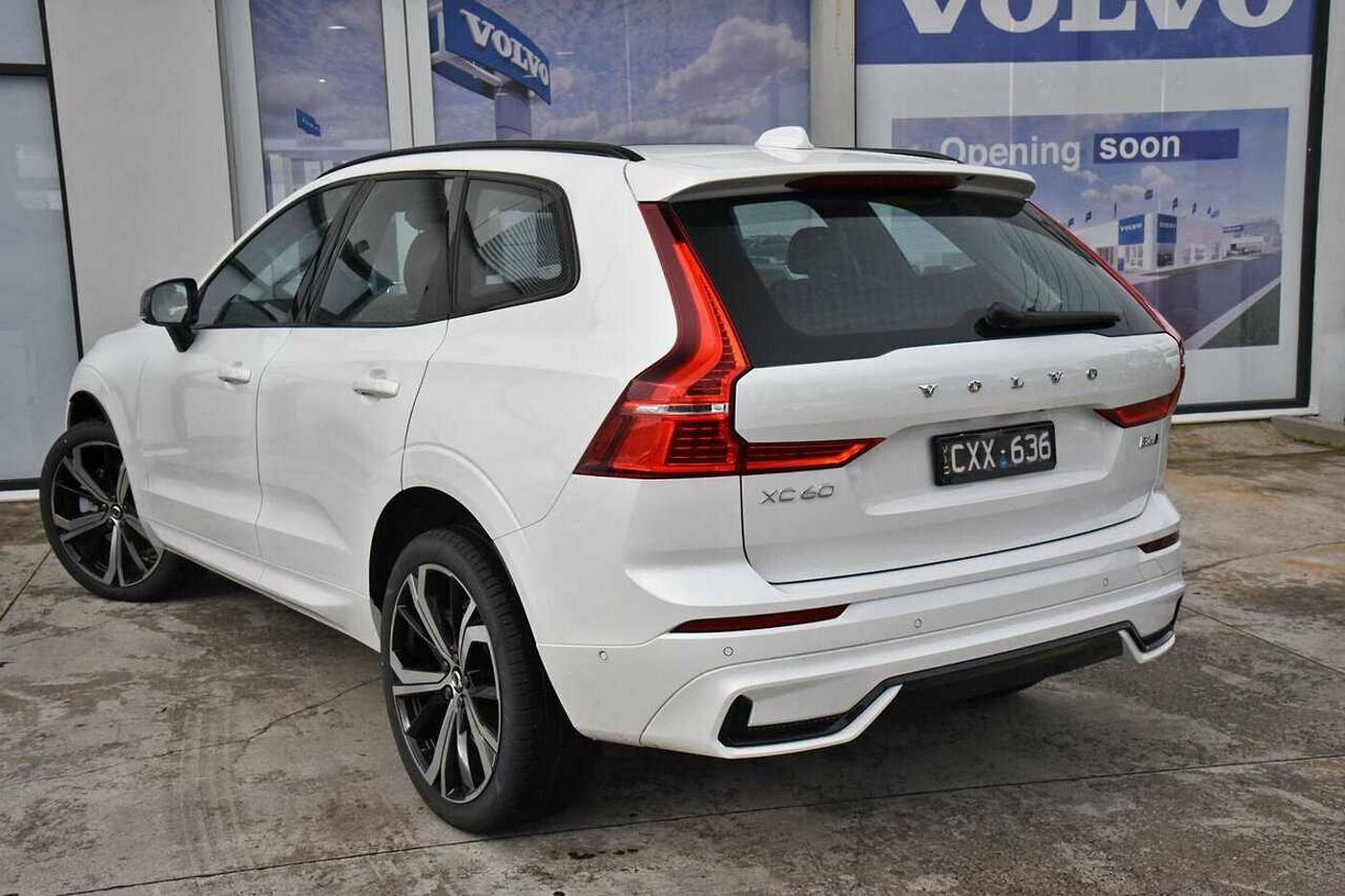 Volvo  XC60 Ultimate, B6 Mild Hybrid, Petrol, Dark