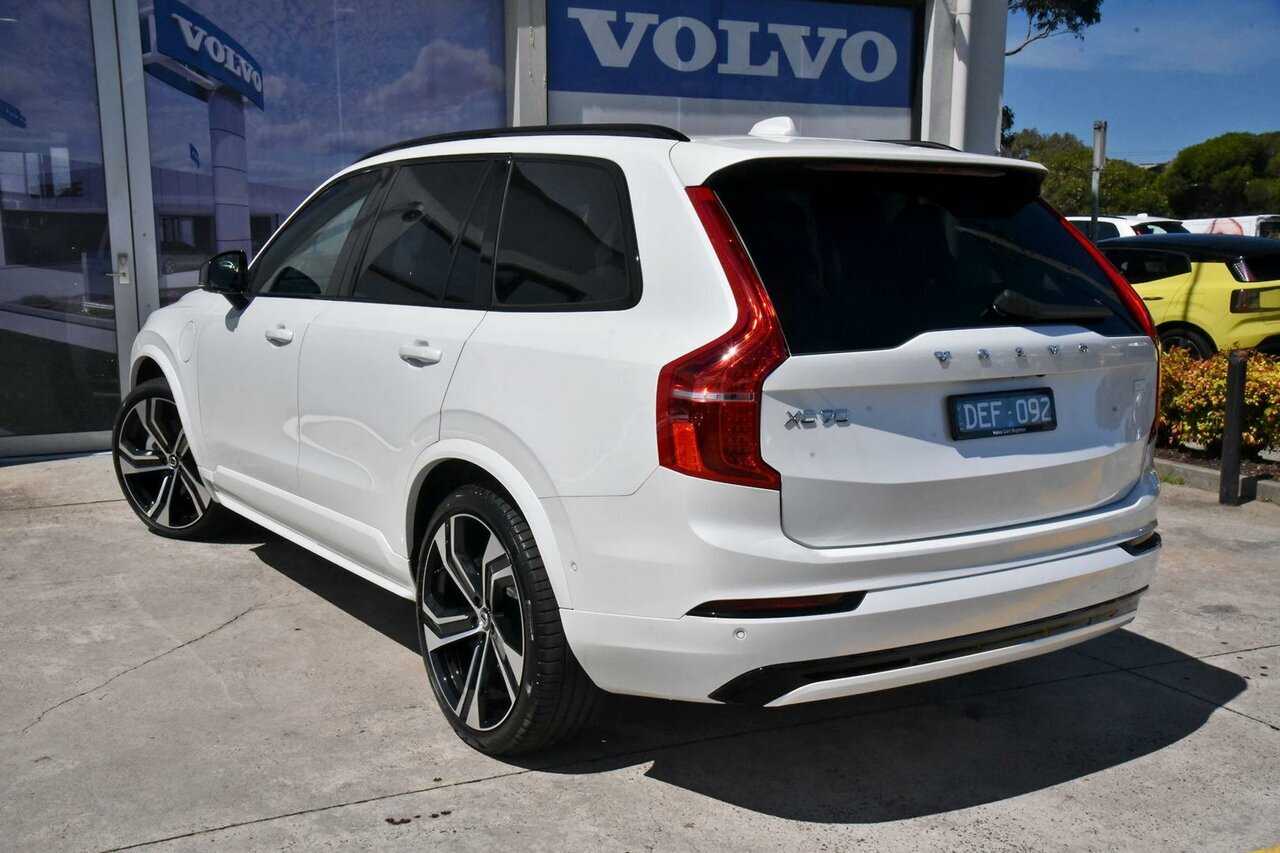 Volvo  XC90 Recharge Ultimate, T8 AWD Plug-in hybrid, Electric/Petrol, Dark, 7 Seats