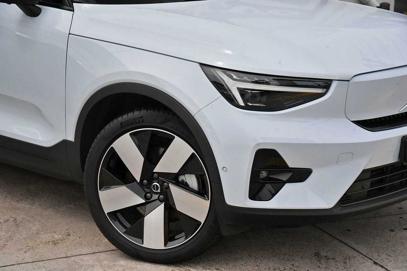 Volvo  XC40 Recharge Ultimate, Twin Motor, Electric