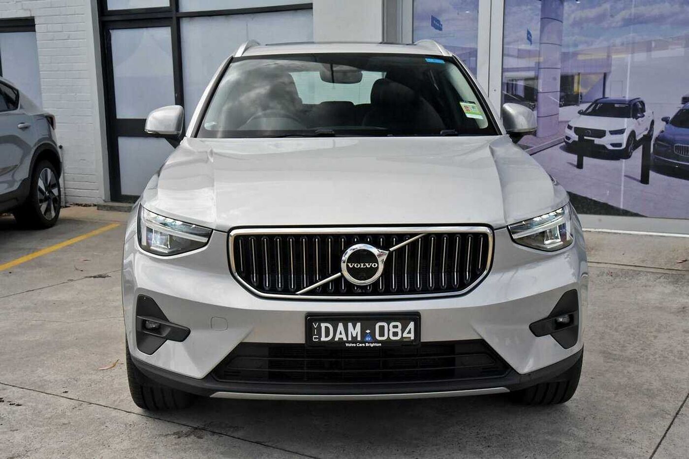 Volvo  XC40 Ultimate, B4 Mild Hybrid, Petrol, Bright