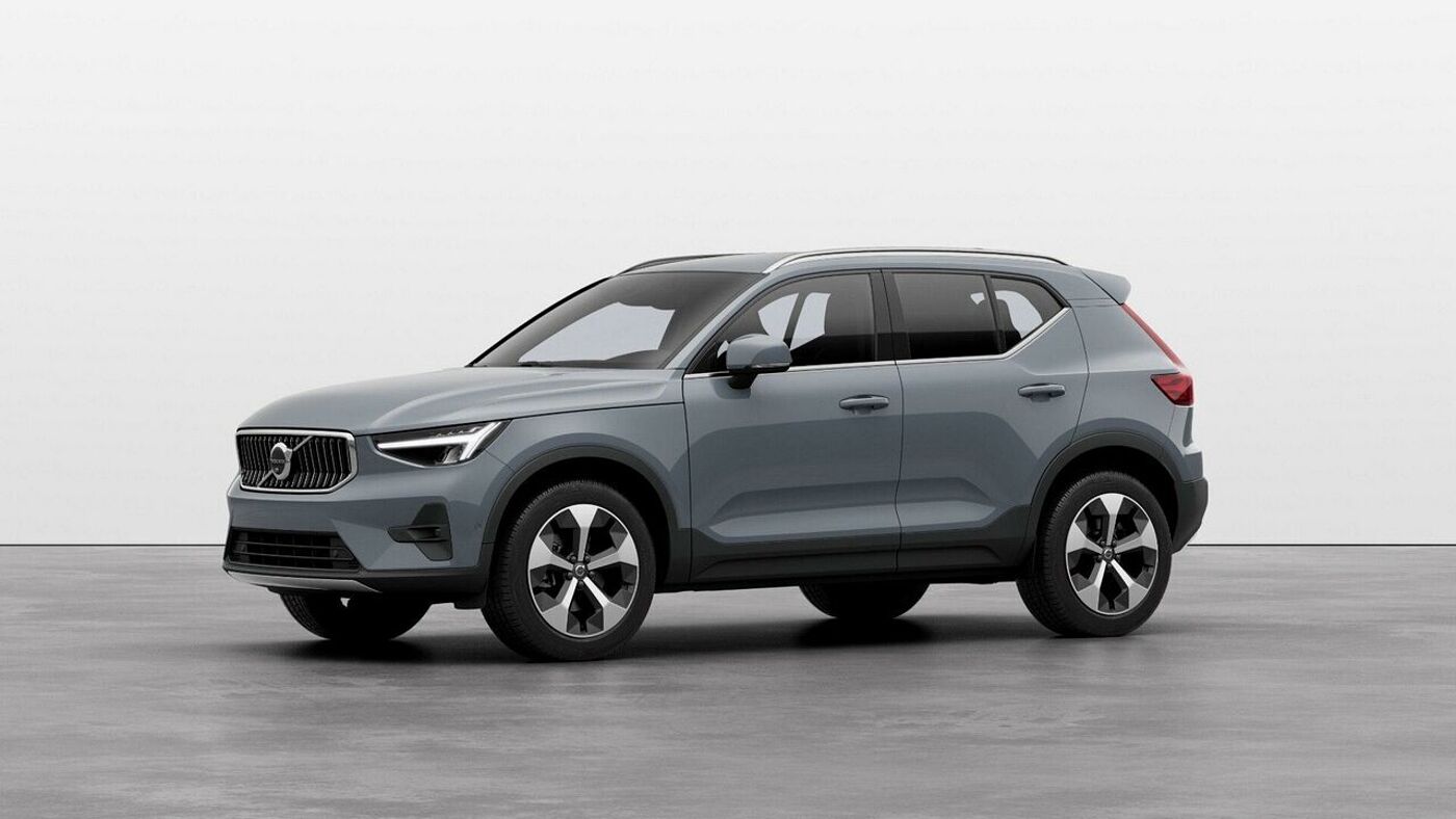 Volvo  XC40 Ultimate, B4 AWD Mild hybrid, Petrol, Bright