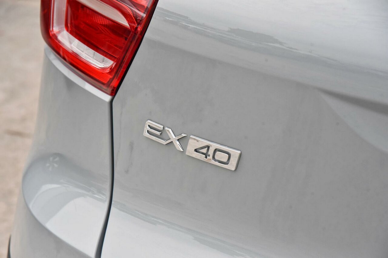 Volvo  EX40 Ultra, Single Motor Extended Range, Electric