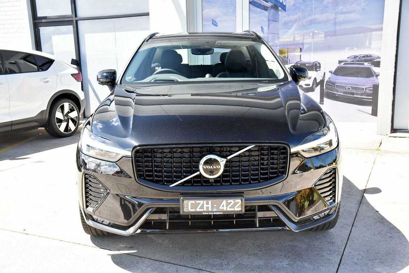 Volvo  XC60 Ultimate, B6 Mild Hybrid, Petrol, Dark