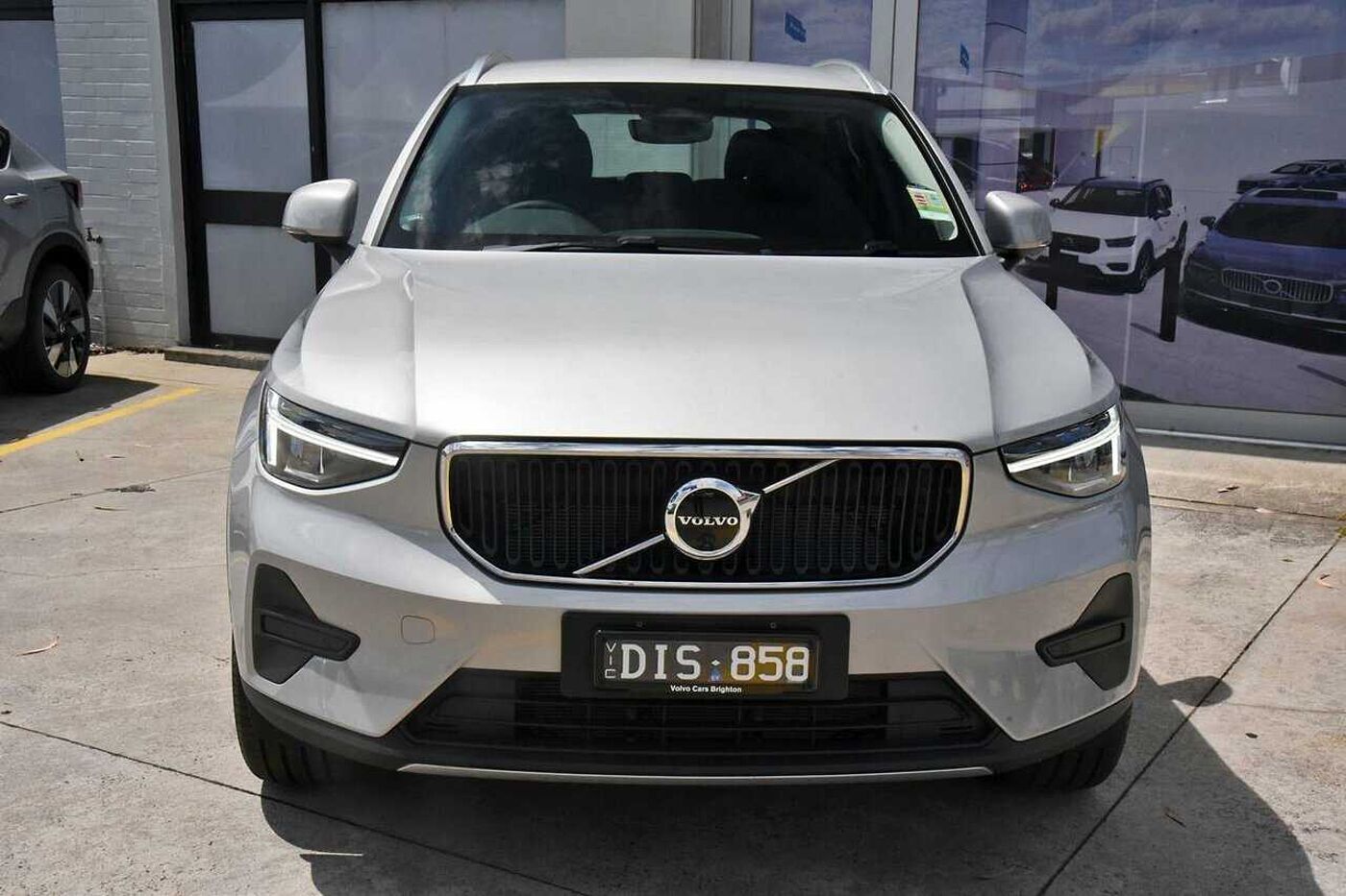 Volvo  XC40 Plus, B4 Mild hybrid, Petrol