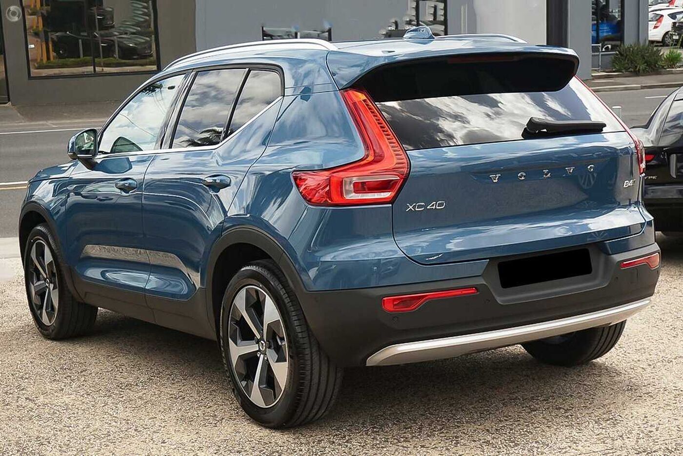 Volvo  XC40 Ultimate, B4 Mild Hybrid, Petrol, Bright