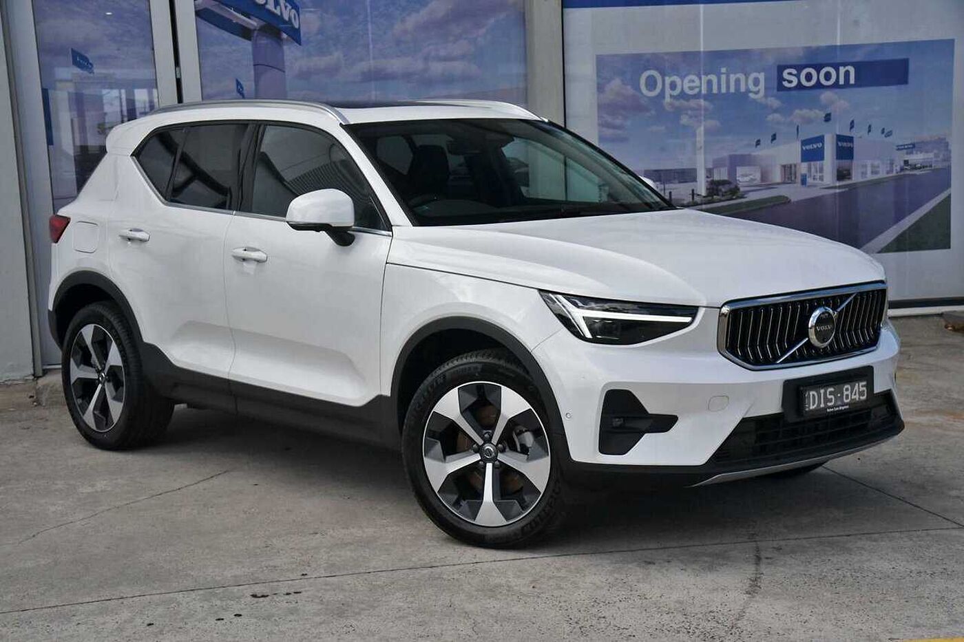 Volvo  XC40 Ultra, B4 AWD Mild hybrid, Petrol, Bright