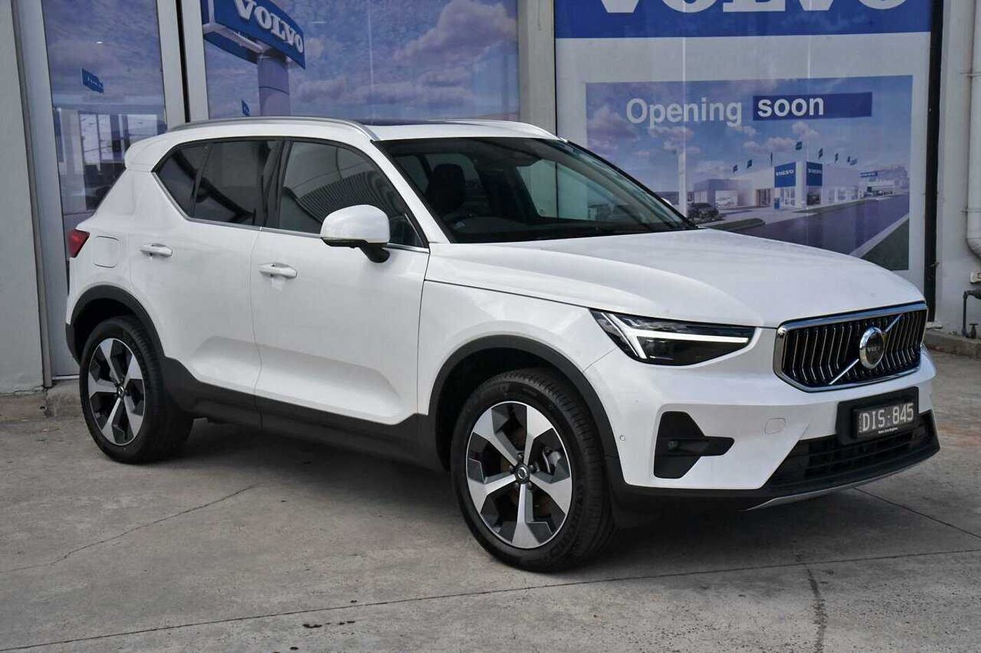 Volvo  XC40 Ultra, B4 AWD Mild hybrid, Petrol, Bright