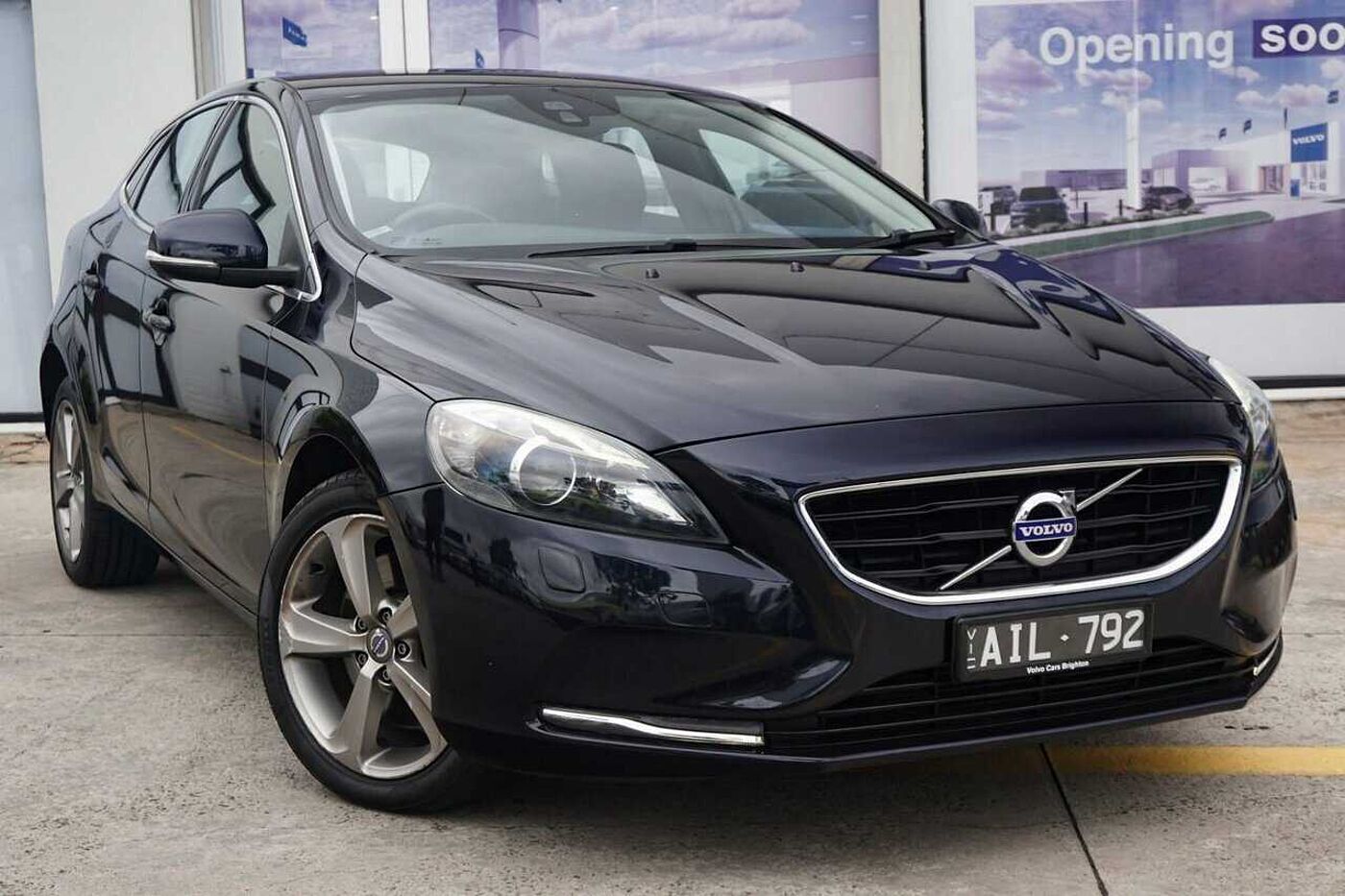 Volvo  V40 T4 Luxury